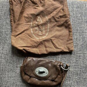 Clutch handbag